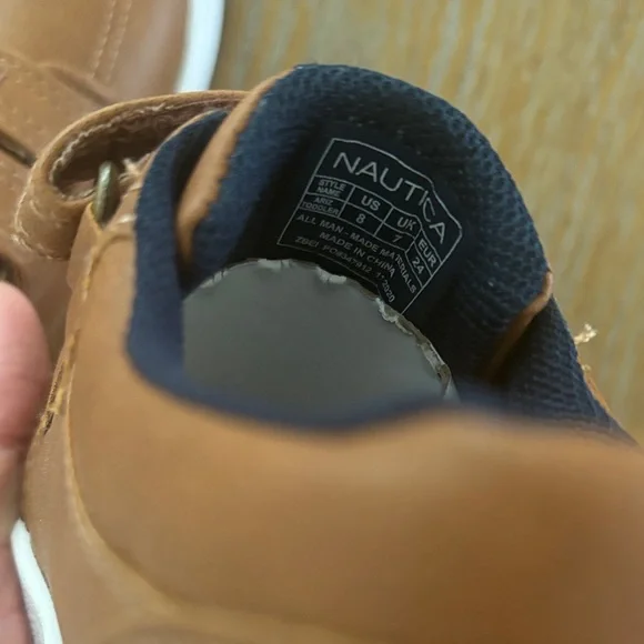 NWOT Nautica Toddler Tan Dress Shoes with White Soles - Picture 2 of 3